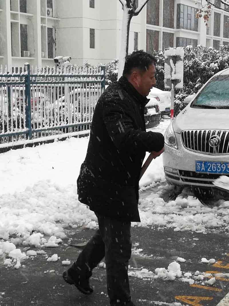 暴雪過(guò)后